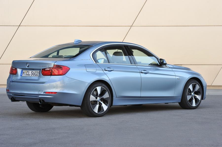  BMW ActiveHybrid 3 2012 года  (фото 46 из 102)